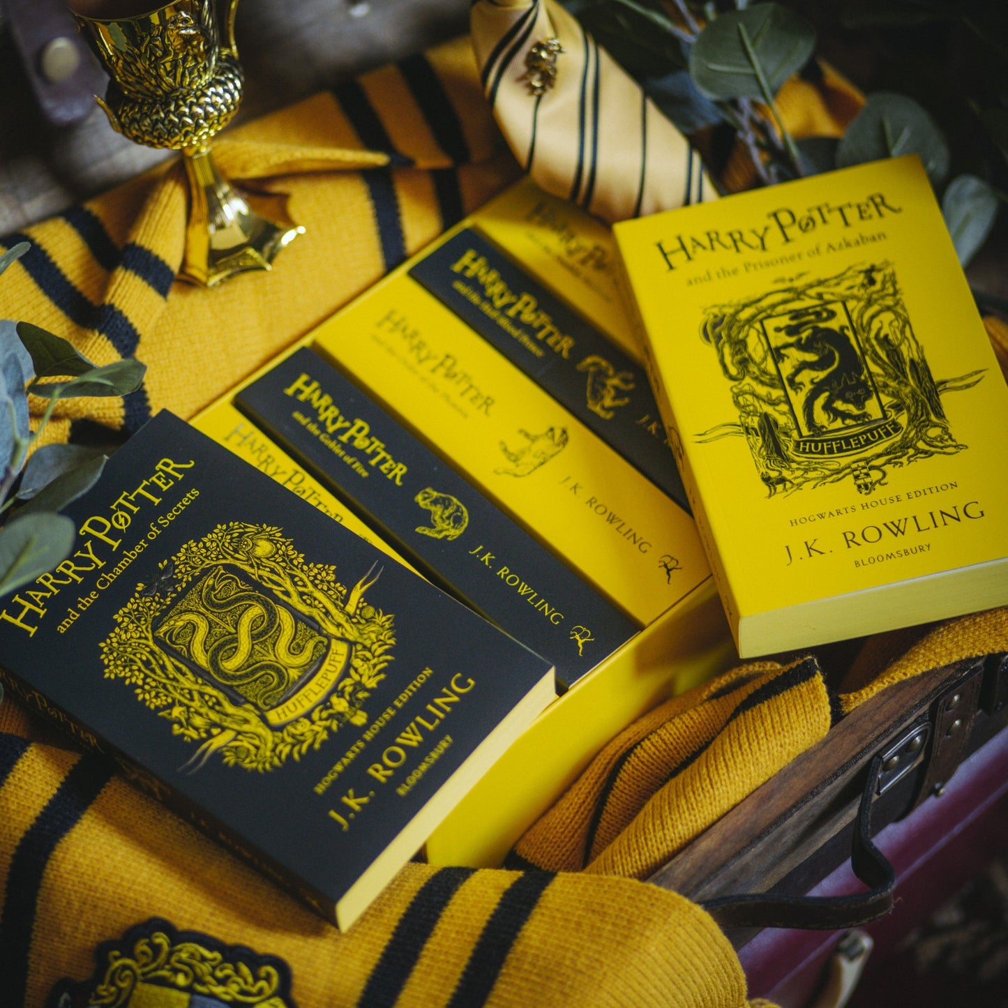 Harry Potter (Hufflepuff House Edition Boxed Set with Yellow Edges) (Exclusive Limited Edition) by J. K. Rowling